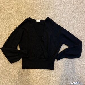Aritzia Wilfred SoftSpoke™ Dear Sweater, size M, Black